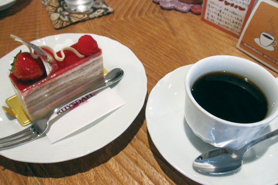 cafe_2.jpg